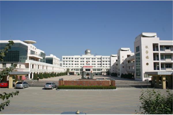 银川高级中学