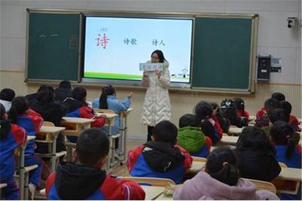 写老师的诗歌