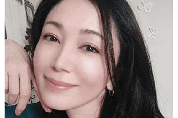 美女阿姨妈妈