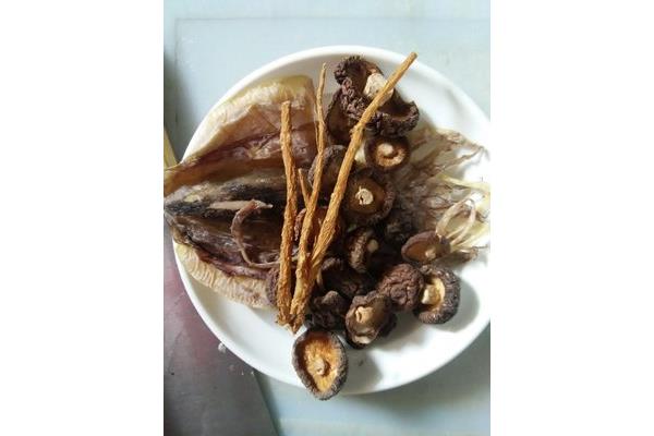 墨鱼干的做法