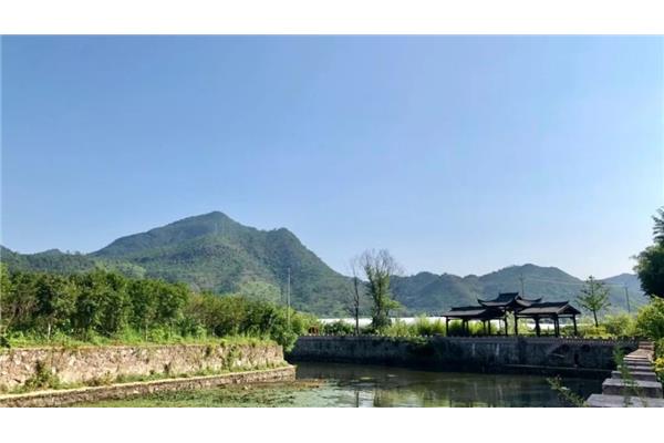 三个口一个山