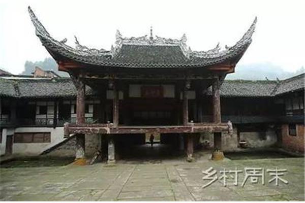 农村神庙对联大全