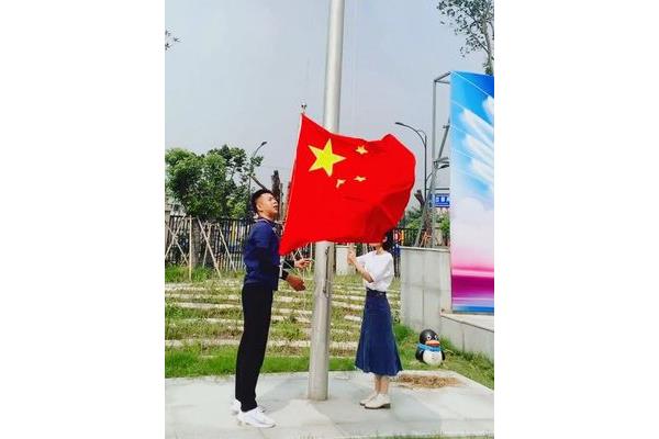 我是护旗手
