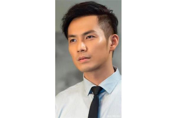 何以琛扮演者
