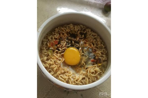 微波炉煮方便面