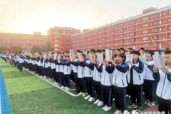 学生宣誓词