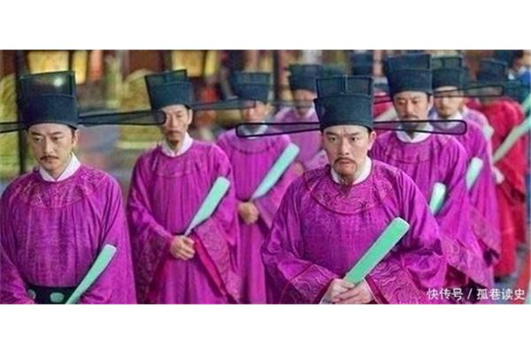 阳奉阴违什么意思