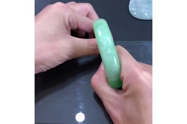 翡翠的鉴定
