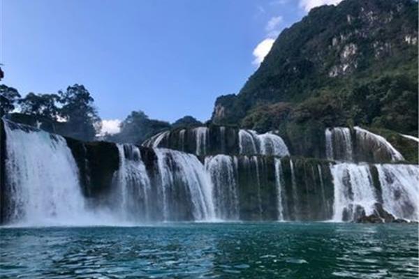 广西德天大瀑布