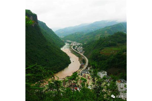 一什么平川