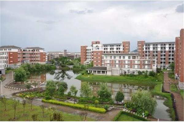 福建华南女子学院