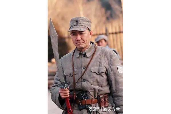 逢敌必亮剑