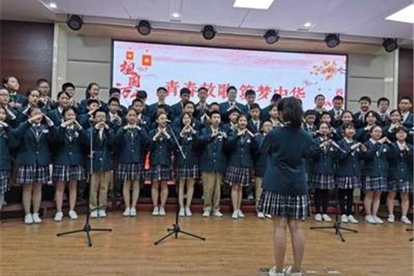 大合唱励志歌曲