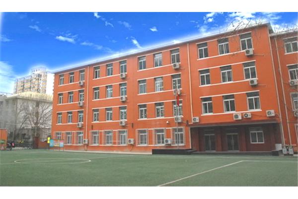 白家庄小学