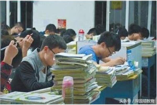 中考可以复读吗