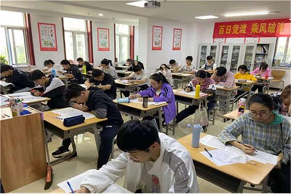 中考可以复读吗