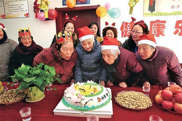 奶奶过生日