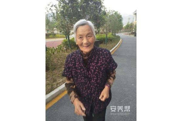 90岁老人