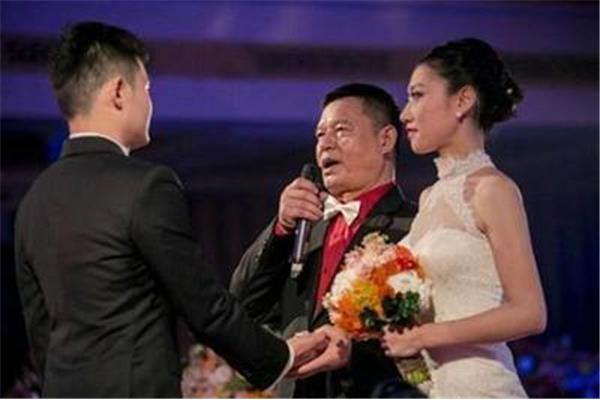 婚礼女方父亲讲话