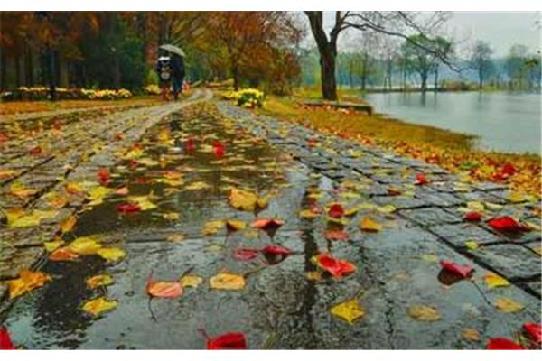十场秋雨要穿棉
