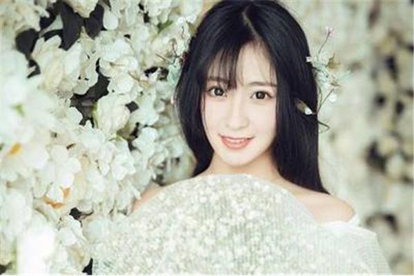 善良的表姐