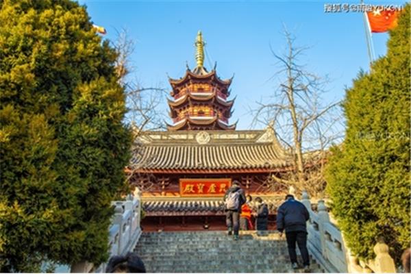 殿堂楼阁的意思