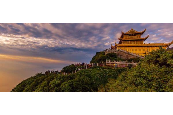 峨眉山道场