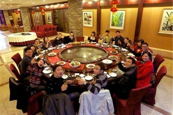 没有不散的宴席