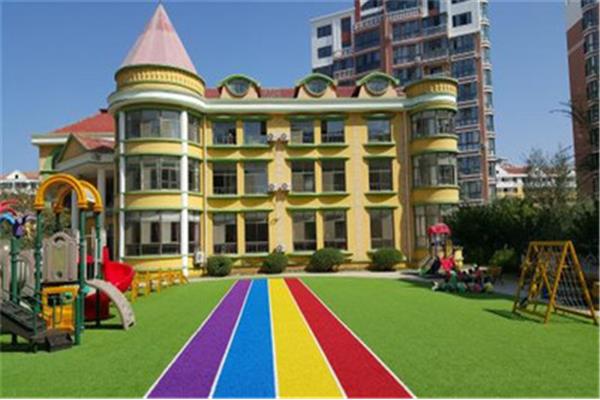 美丽的幼儿园