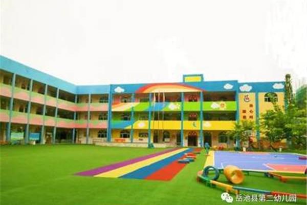 美丽的幼儿园