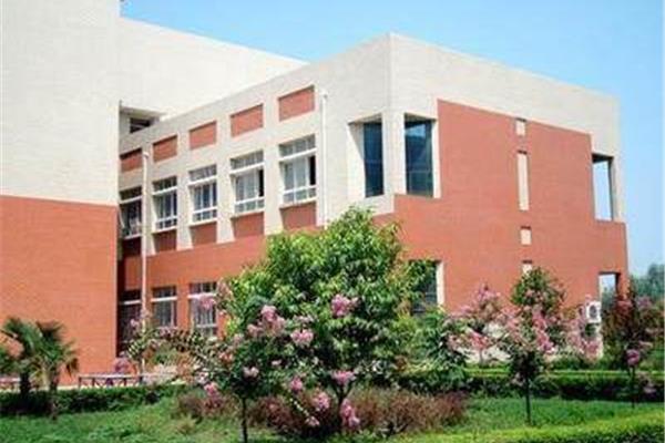 商丘科技职业学院
