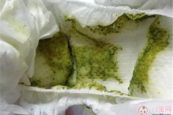 宝宝大便发绿