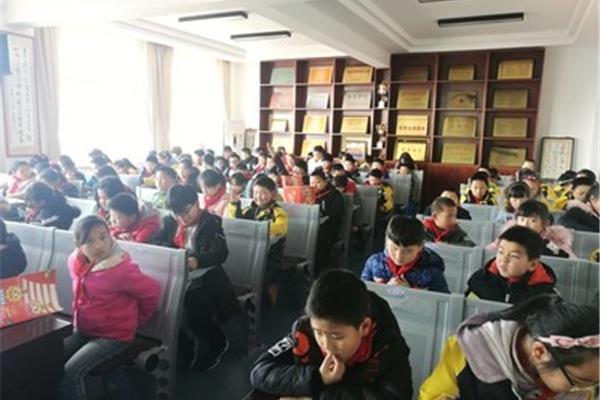 六合教育信息