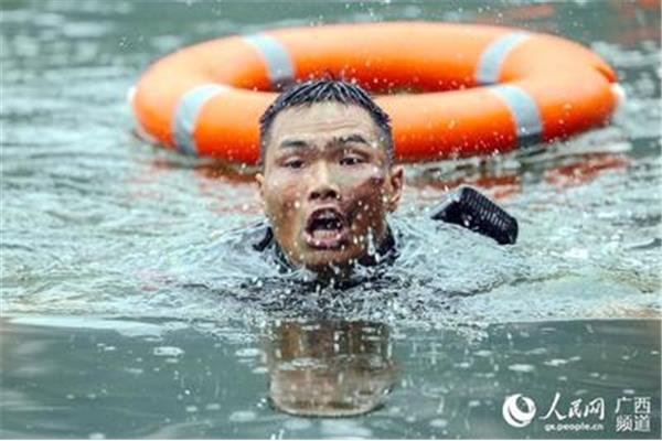 激烈地什么