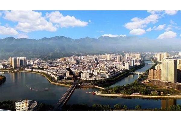 十堰市房县