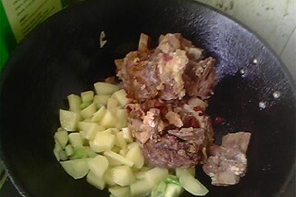 牛排怎么炖