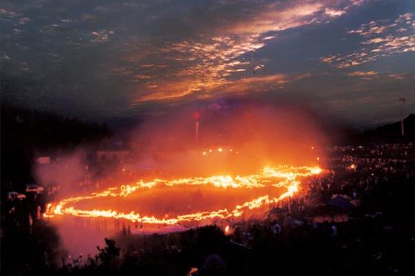 含山的诗句