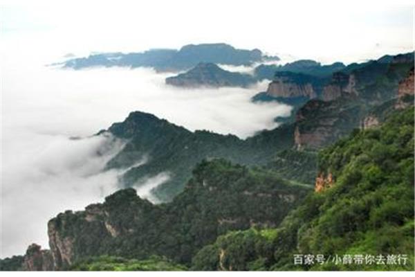 云雾缭绕的诗句