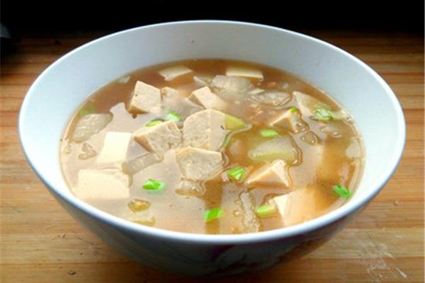 冬瓜豆腐汤
