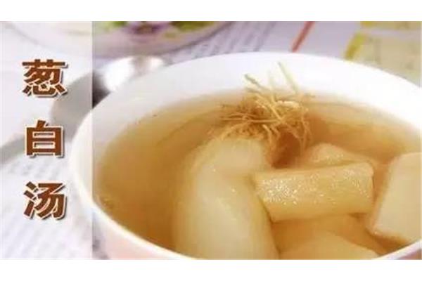湿热吃什么好