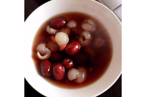 红枣桂圆汤