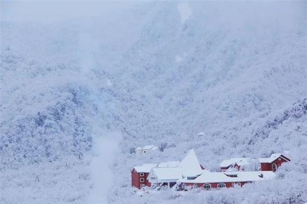 形容冰雪的诗句