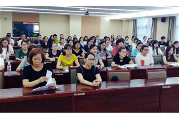 教师队伍建设