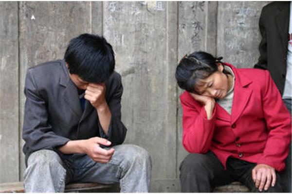 失去亲人的图片