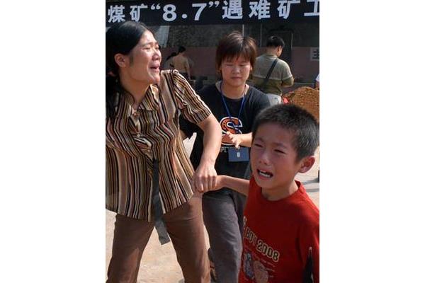失去亲人的图片