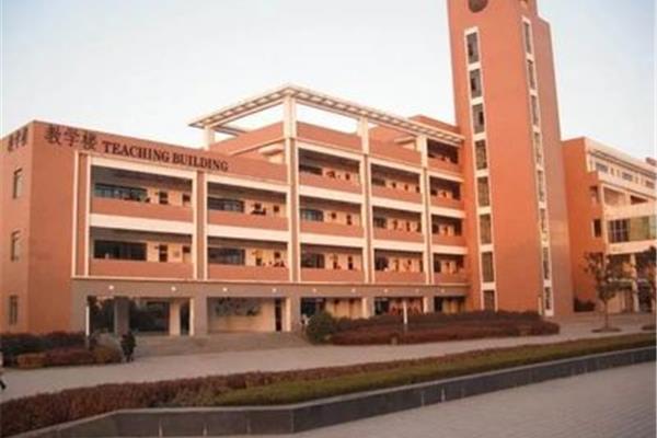 普通高中学校