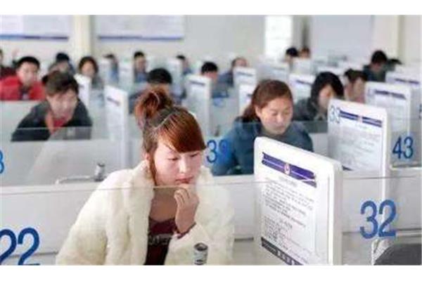 驾校科目一考什么
