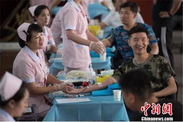 高中成人礼
