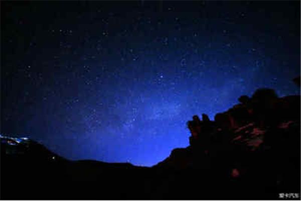 寂静的夜空