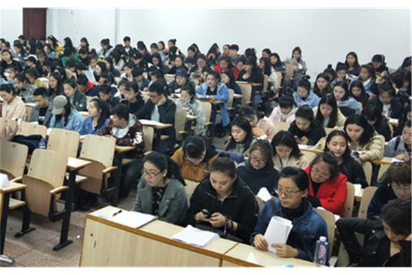 新疆林业学校